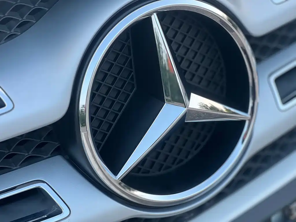 Mercedes-Benz GLA 2017 — фото 19