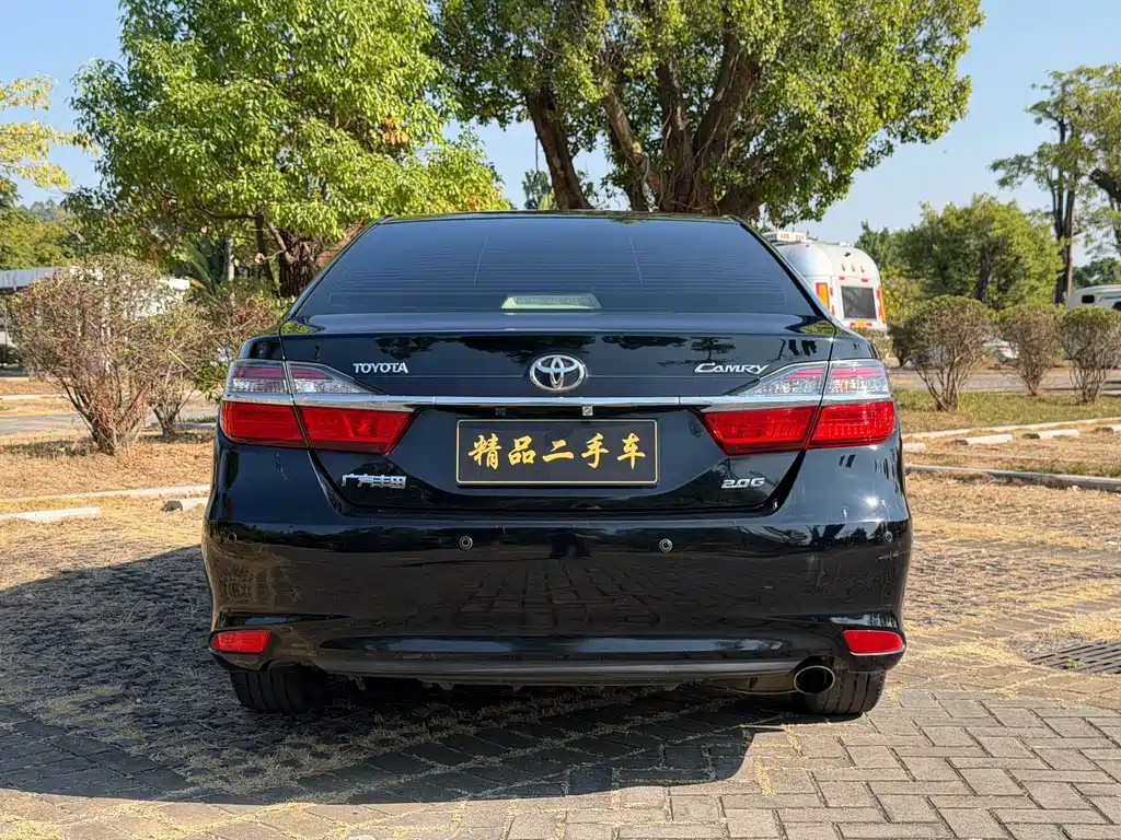 Toyota Camry 2016 — фото 13
