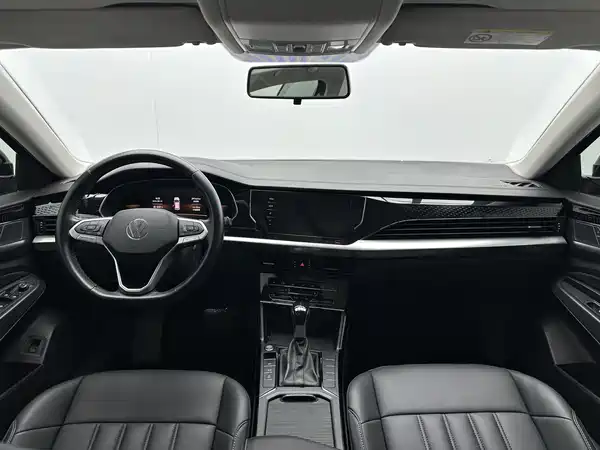 Volkswagen Passat 2022