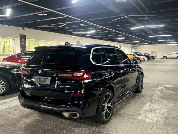 BMW X5 2023