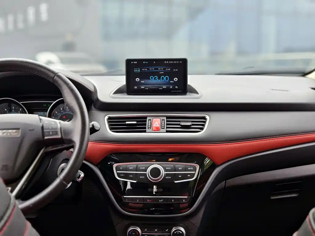 Haval H1 2016 — фото 12