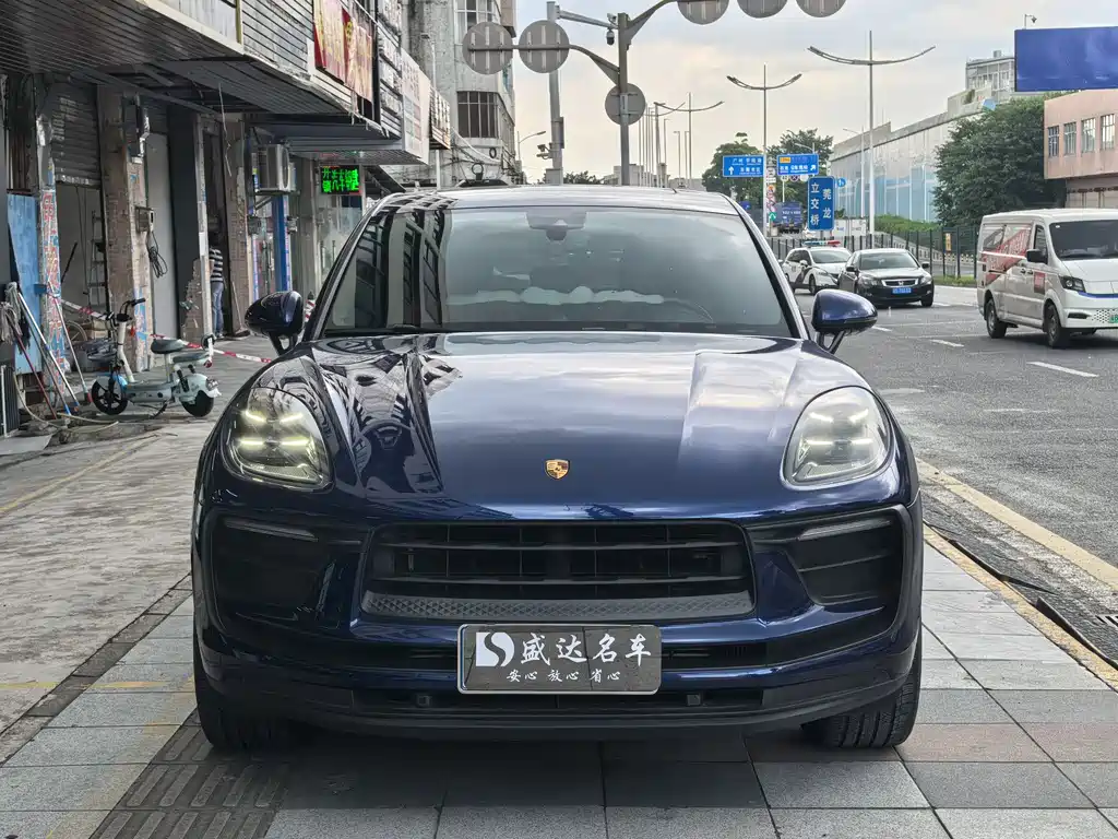 Porsche Macan 2024