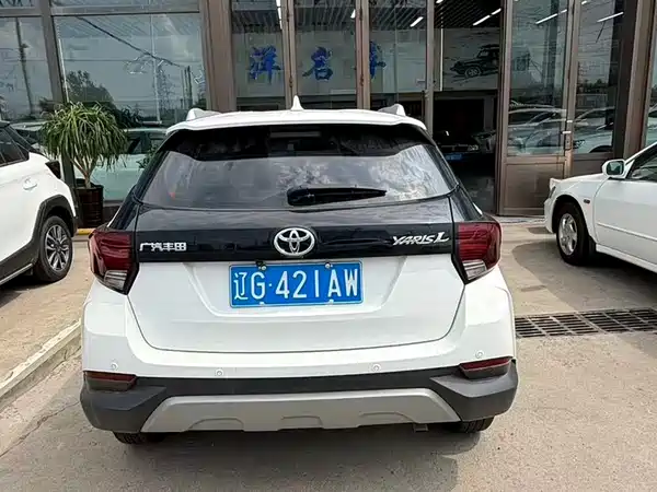Toyota Yaris L 2022