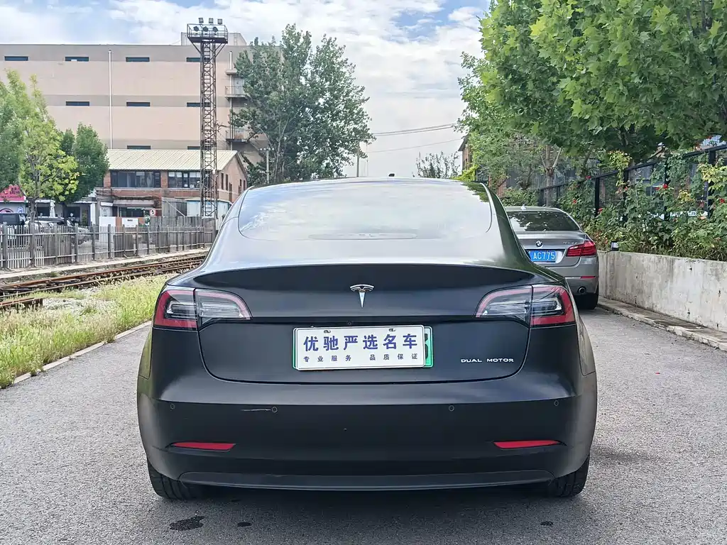 Tesla Model 3 2019 — фото 8