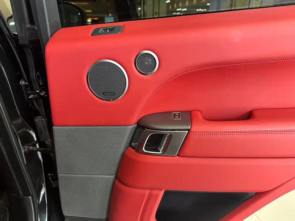 Land Rover Range Rover Sport 2015 — фото 12