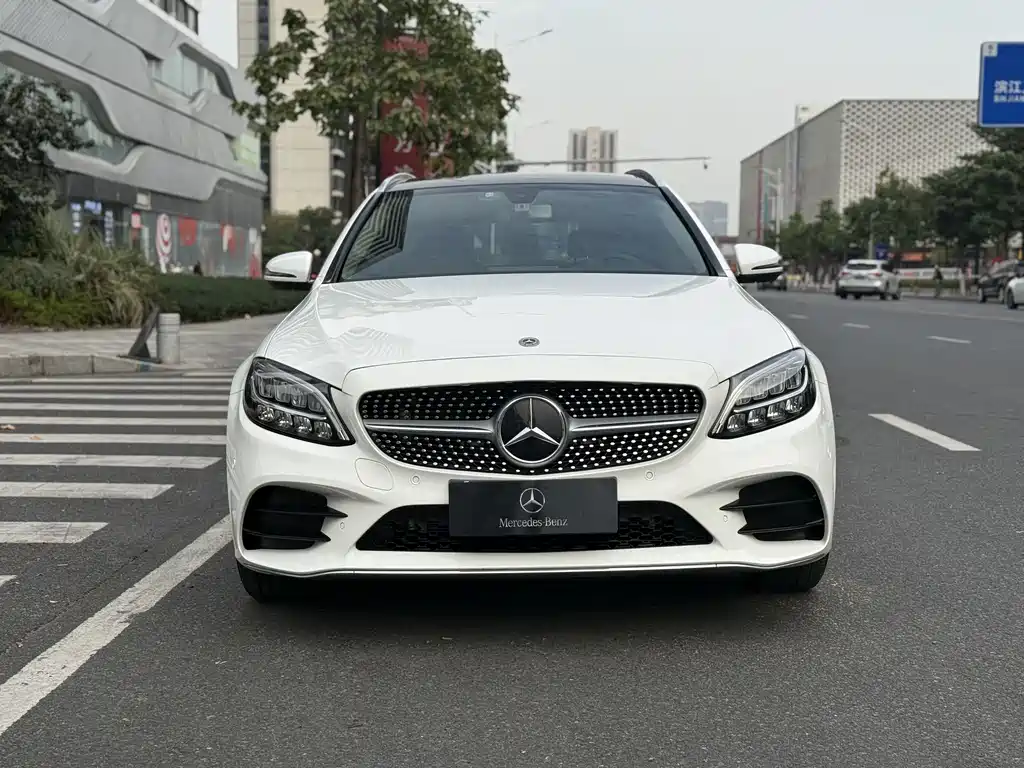 Mercedes-Benz C-Class 2020 — фото 2
