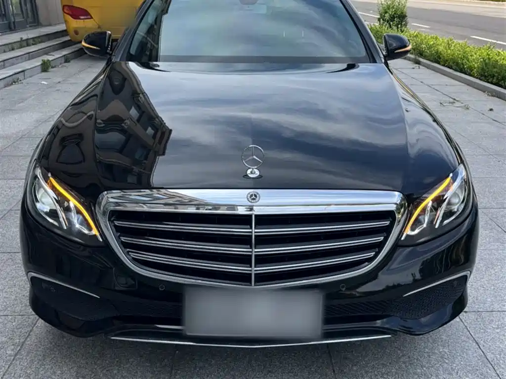 Mercedes-Benz E-Class 2018 — фото 4