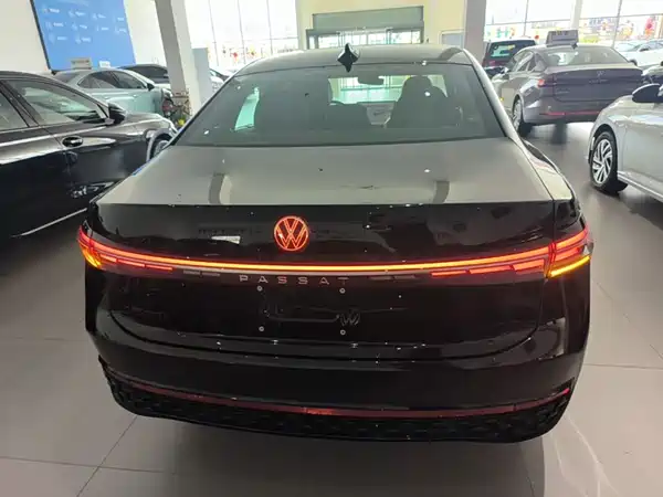 Volkswagen Passat 2025
