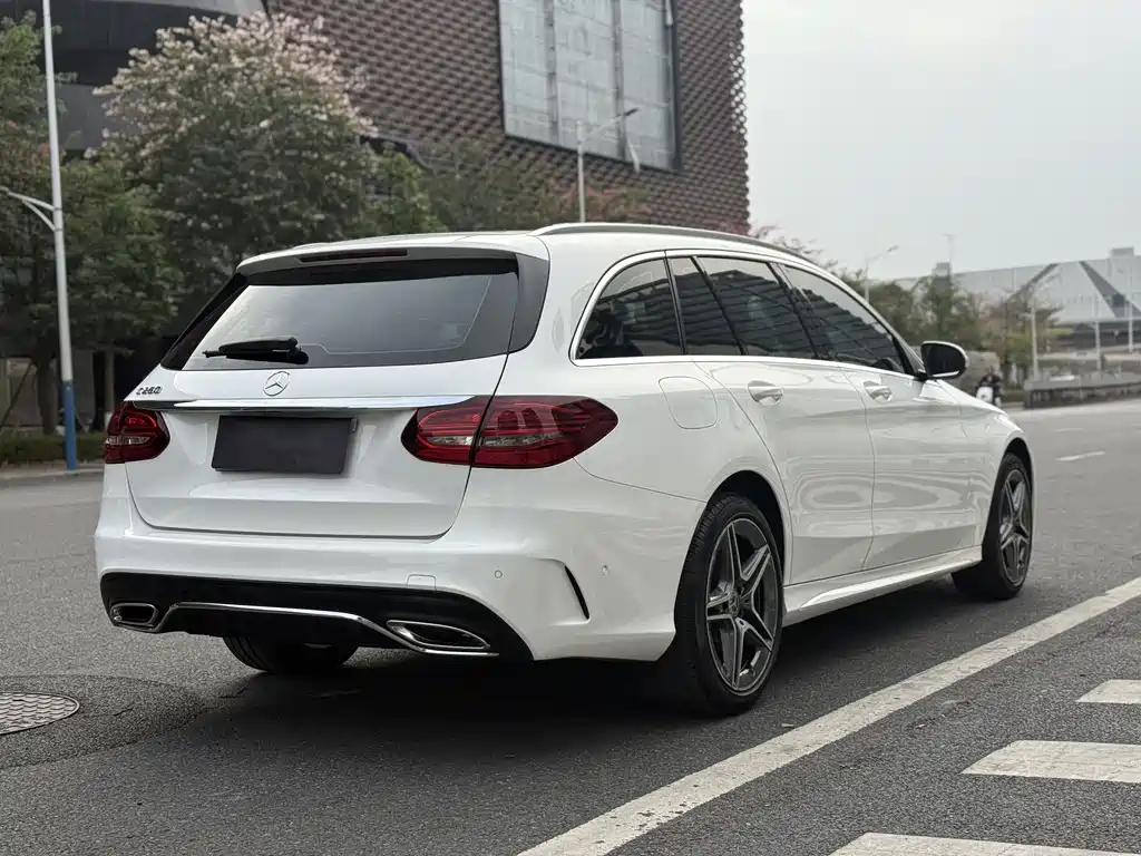 Mercedes-Benz C-Class 2020 — фото 8