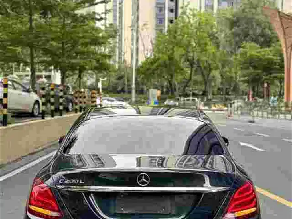 Mercedes-Benz C-Class 2017 — фото 3