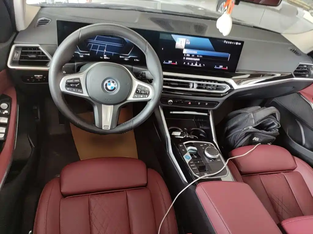 BMW i3 2024 — фото 10