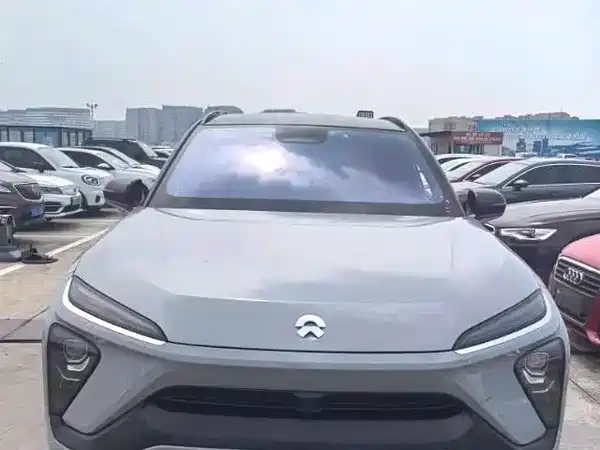 NIO ES6 2021