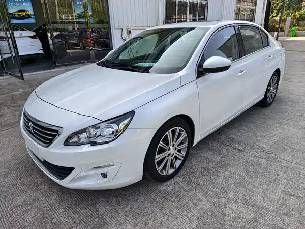 Peugeot 408 2015