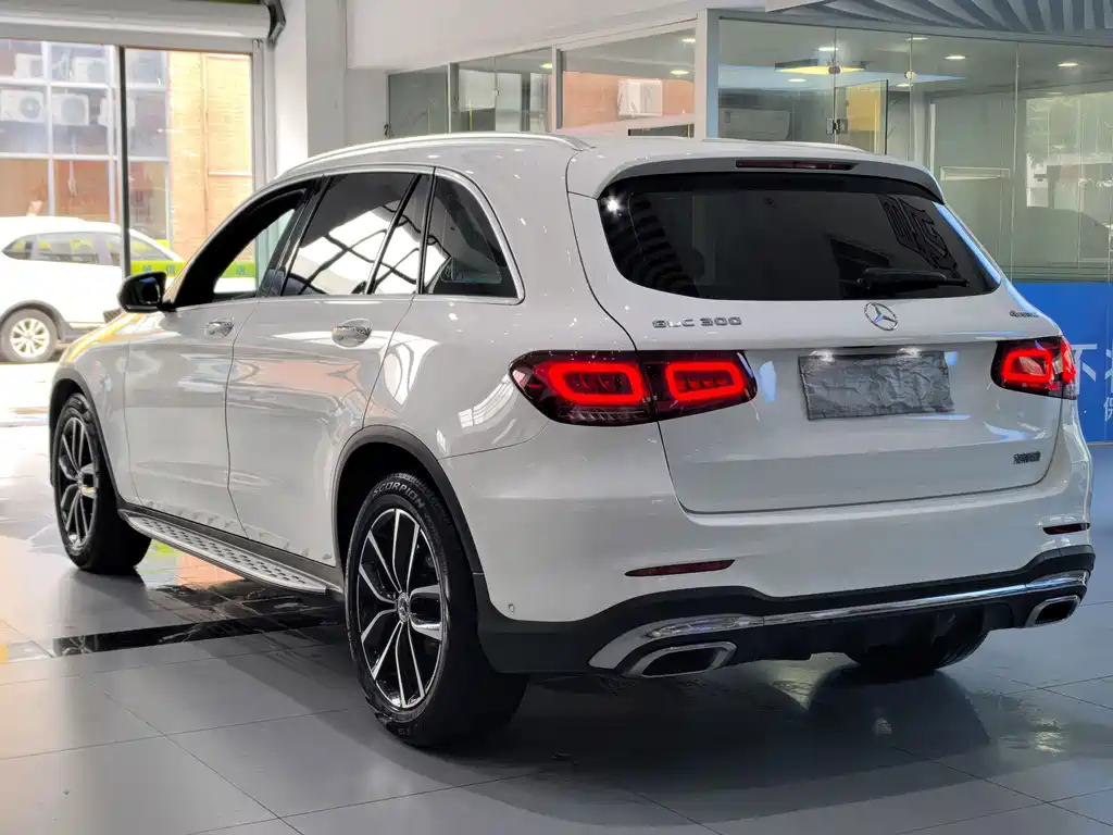 Mercedes-Benz GLC 2019 — фото 15