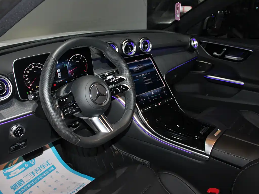 Mercedes-Benz C-Class 2023 — фото 37