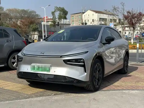 XPeng G7 2025