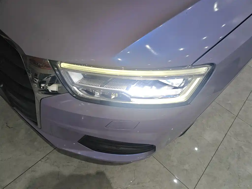 Audi Q3 2018 — фото 19
