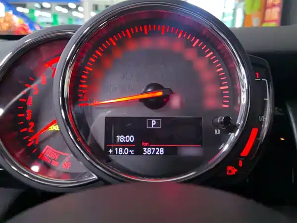 MINI MINI 2018