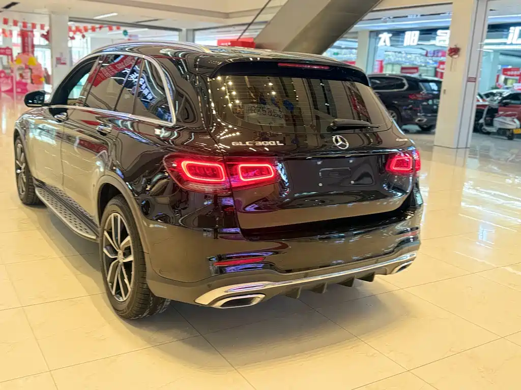 Mercedes-Benz GLC 2019 — фото 14