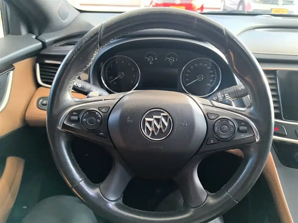 Buick LaCrosse 2018 — фото 10