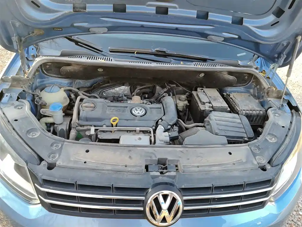 Volkswagen Touran 2015 — фото 11