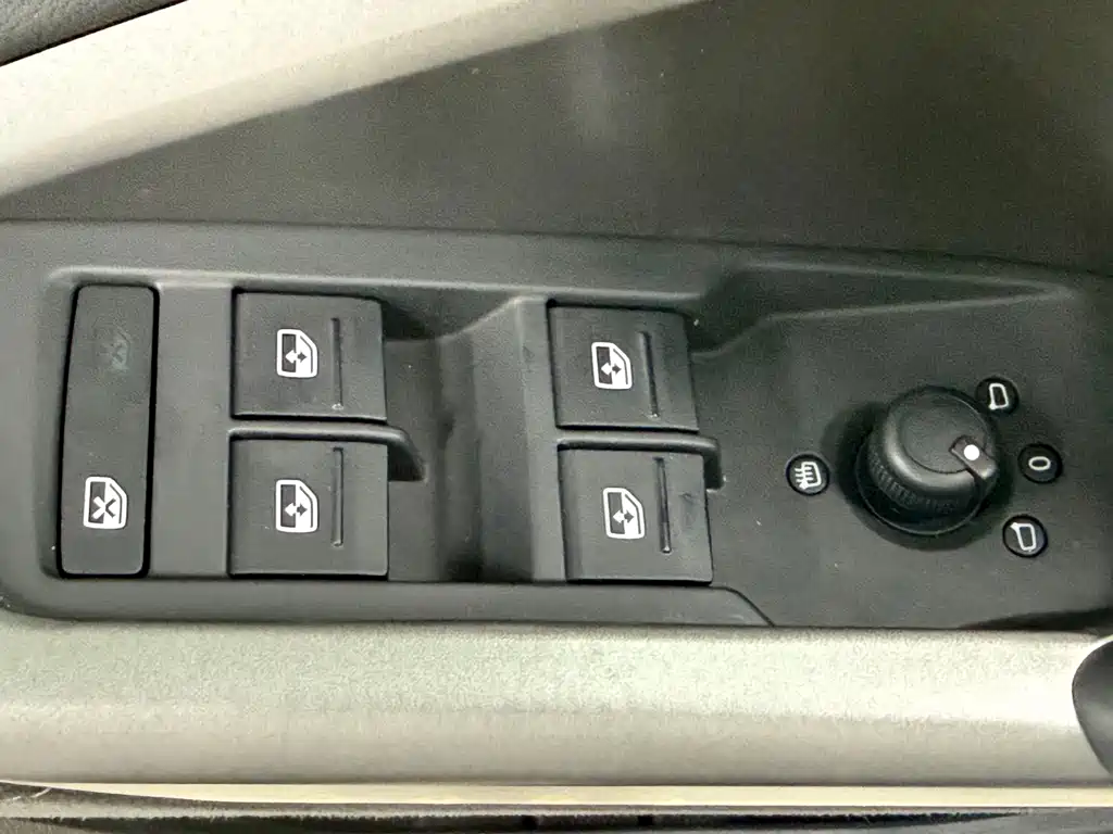 Audi Q3 2022 — фото 16