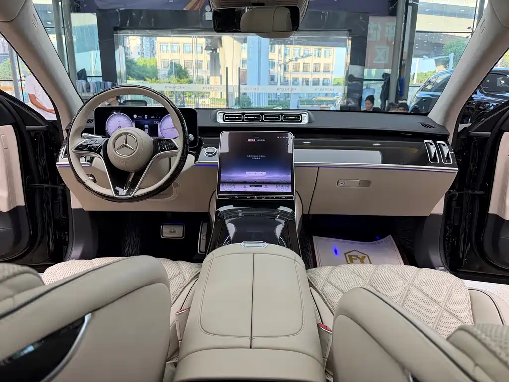 Mercedes-Benz Maybach S-Class 2023 — фото 11