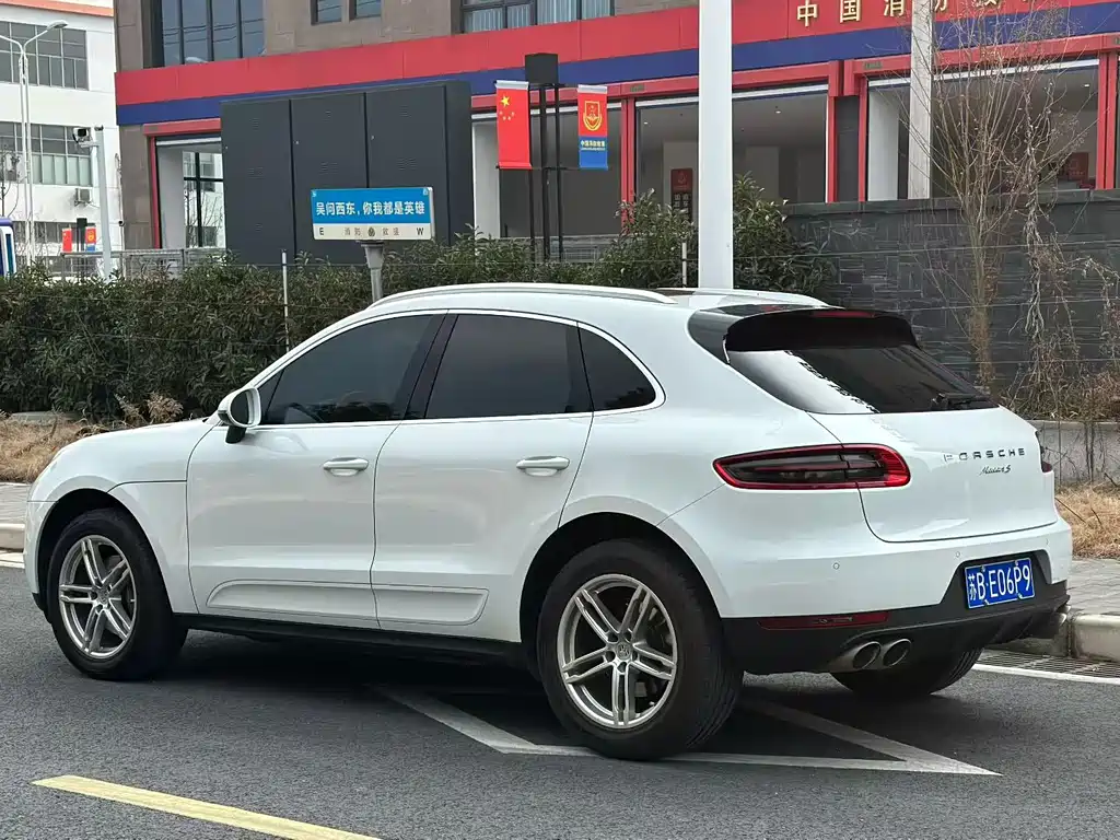 Porsche Macan 2016 — фото 7