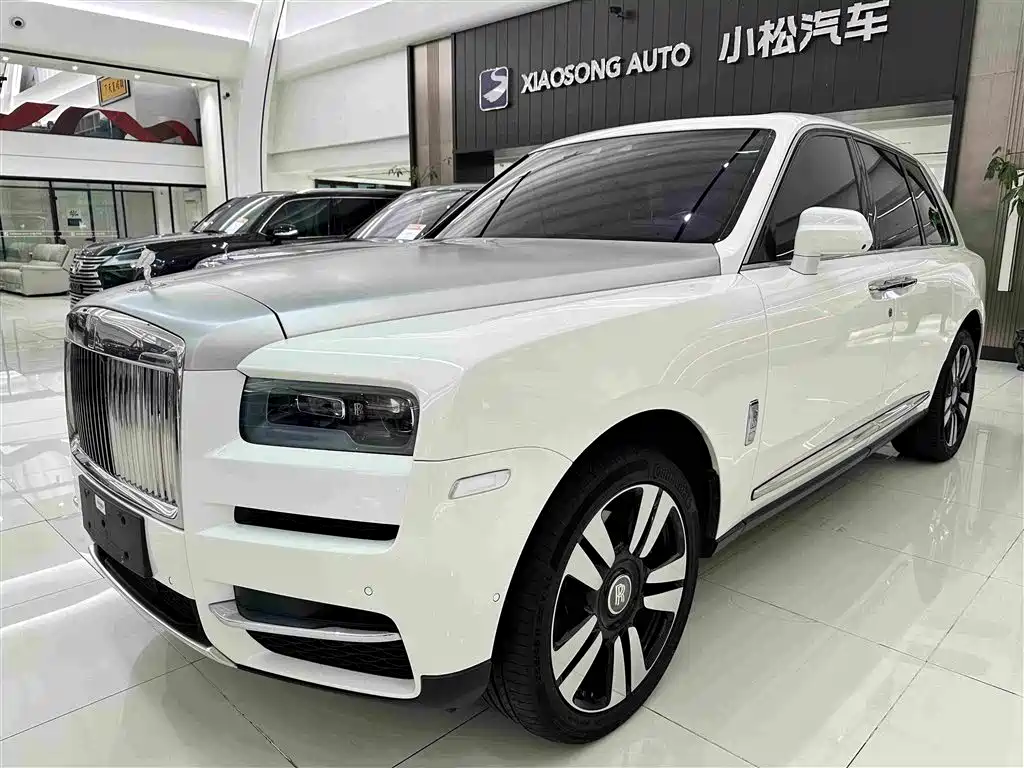 Rolls-Royce Cullinan 2021 — фото 1