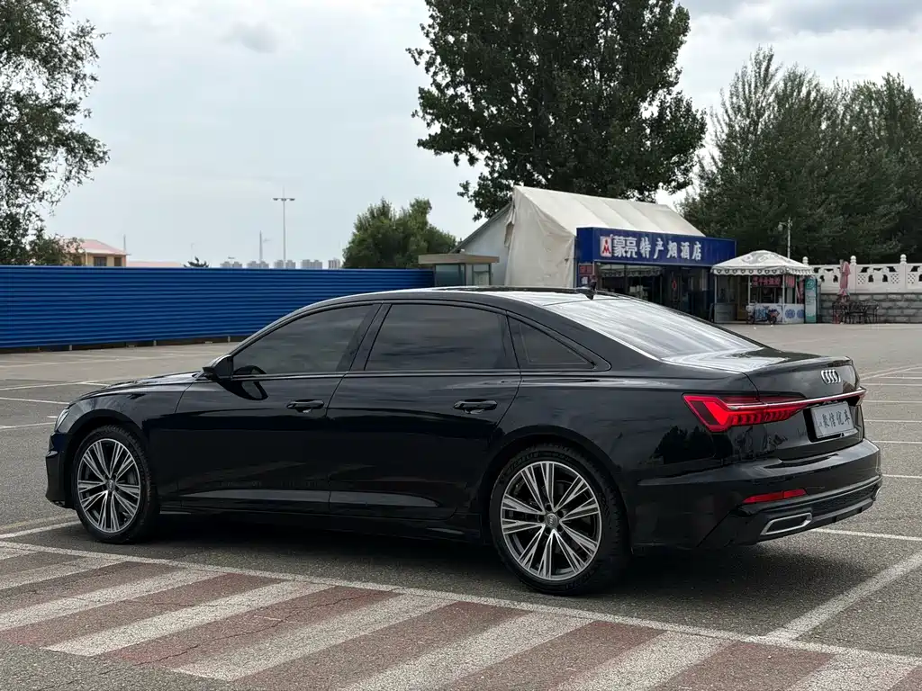 Audi A6L 2022 — фото 25