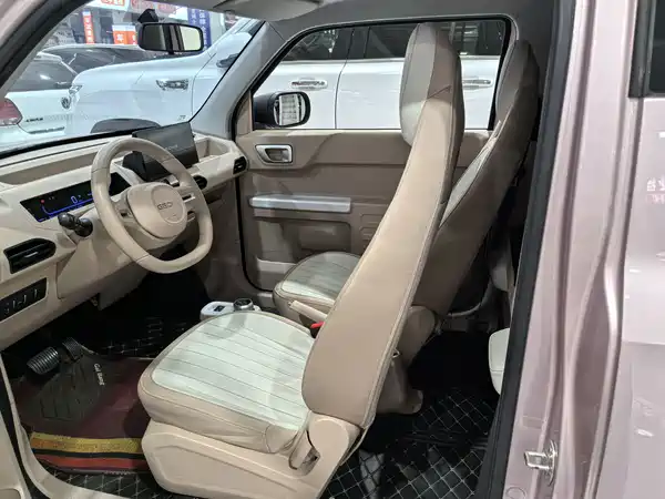 Geely Galaxy Panda 2025