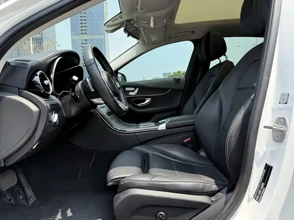 Mercedes-Benz C-Class 2021