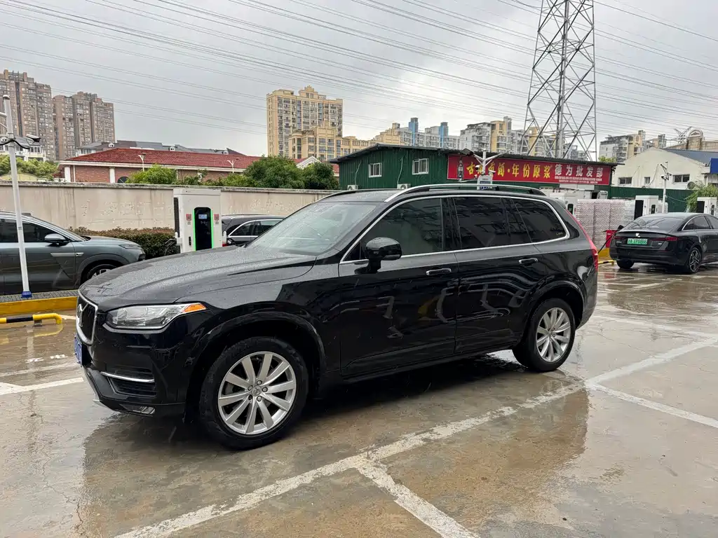 Volvo XC90 2016