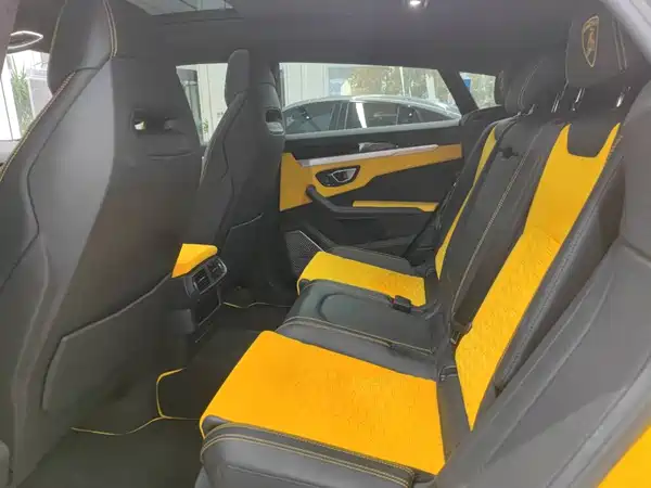 Lamborghini Urus 2020