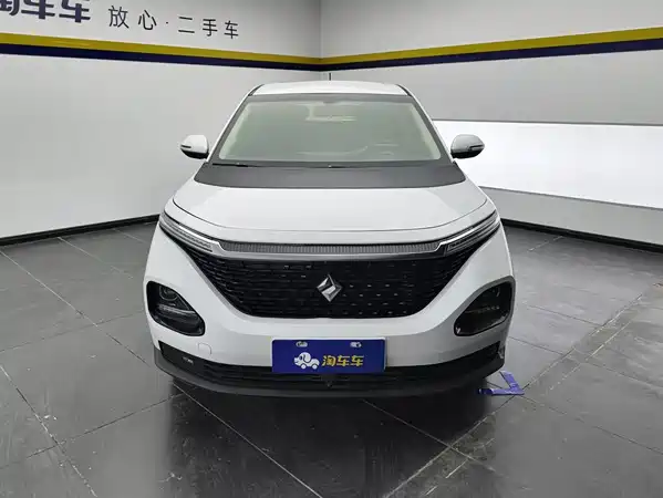 Baojun RM-5 2021