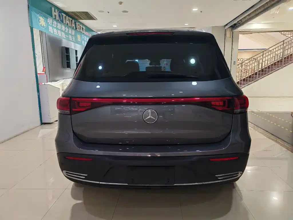 Mercedes-Benz EQB 2023 — фото 17