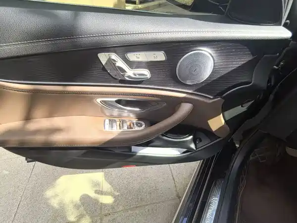 Mercedes-Benz E-Class 2019