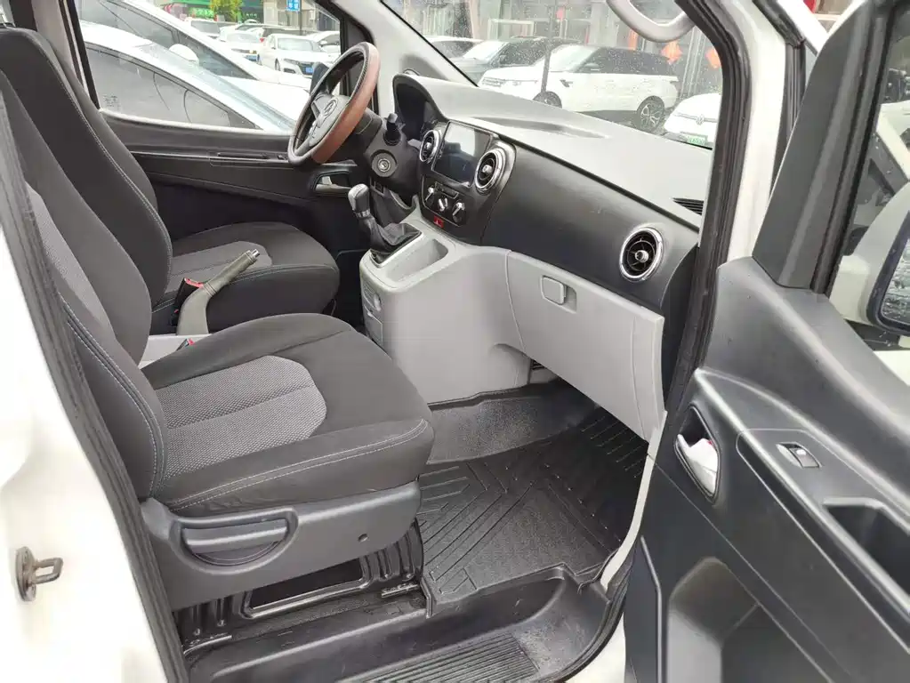 JAC Ruifeng M3 2015 — фото 11