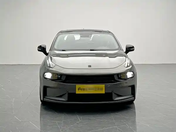 Lynk & Co 03 2022