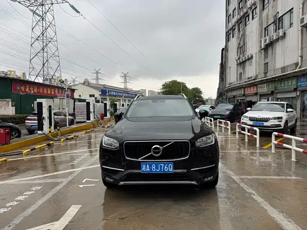 Volvo XC90 2016