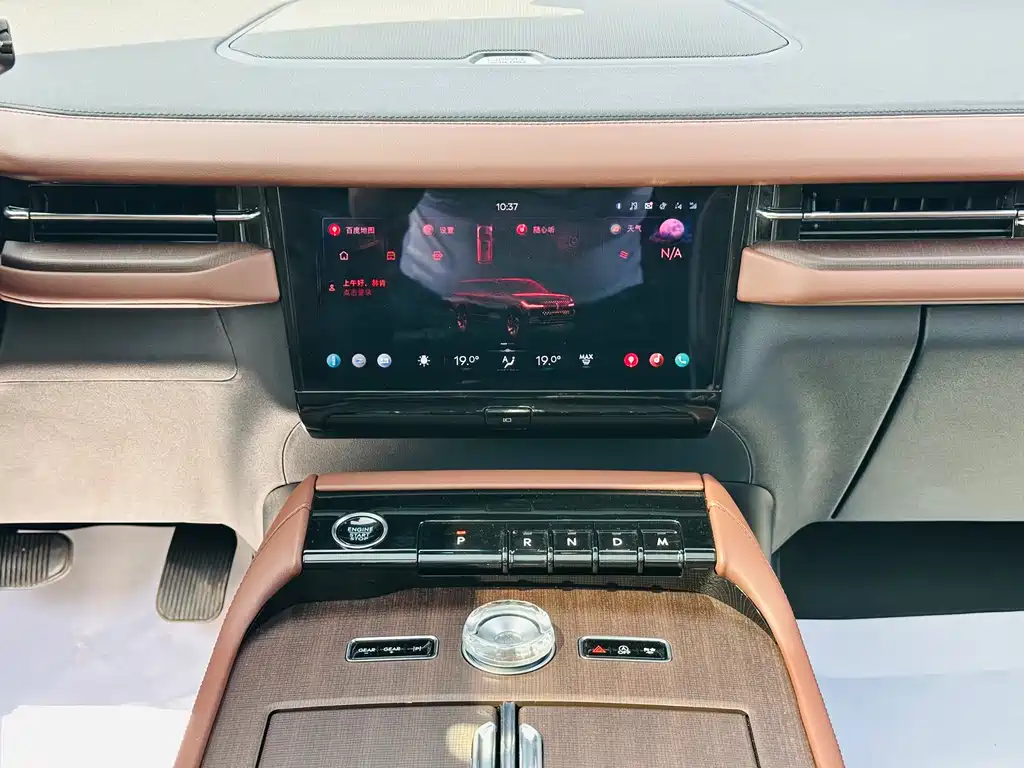 Lincoln Navigator 2025 — фото 24