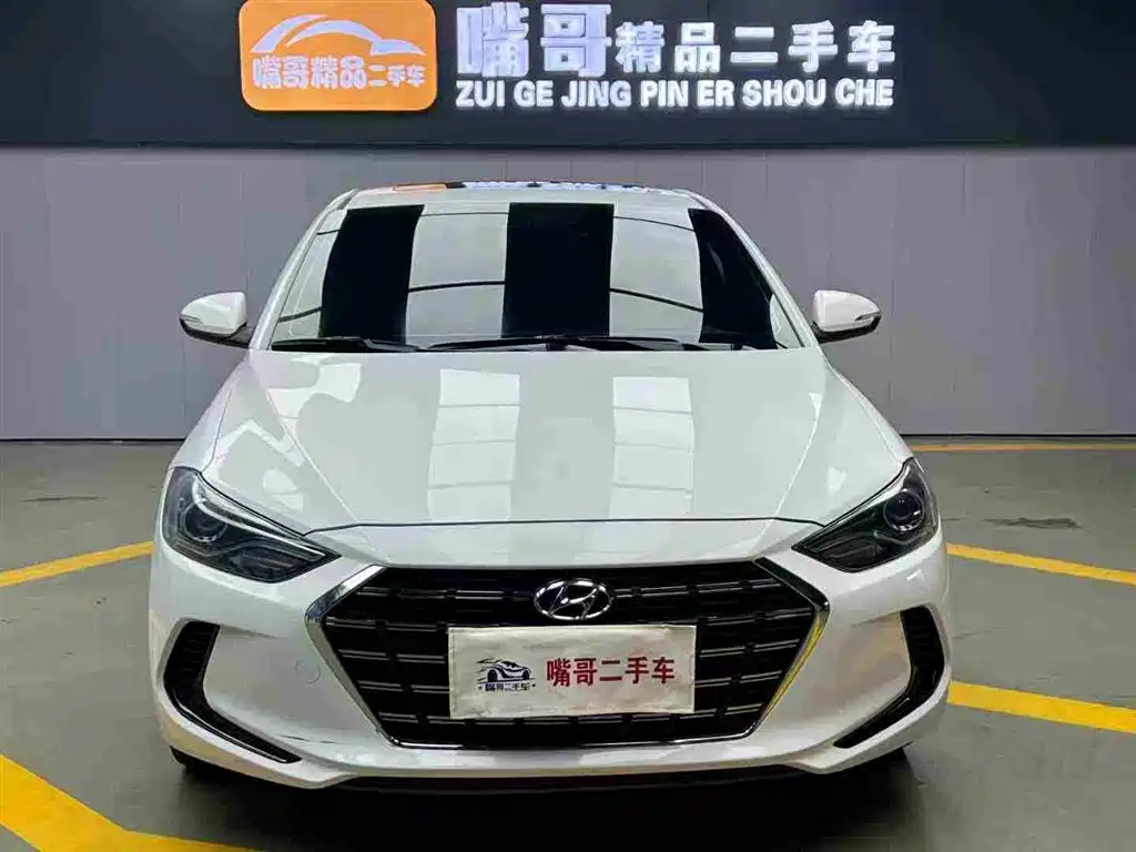 Hyundai Elantra 2021 — фото 2