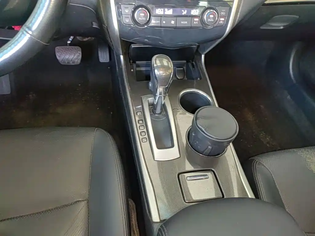 Nissan Teana 2015 — фото 14
