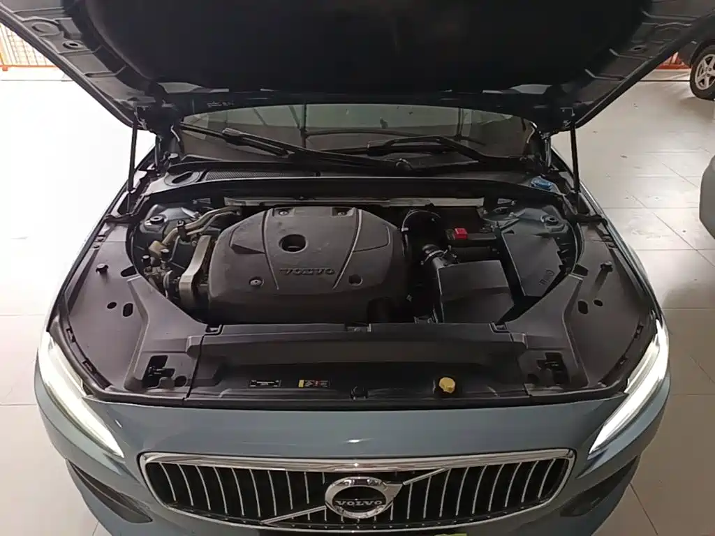 Volvo S90 2018 — фото 20