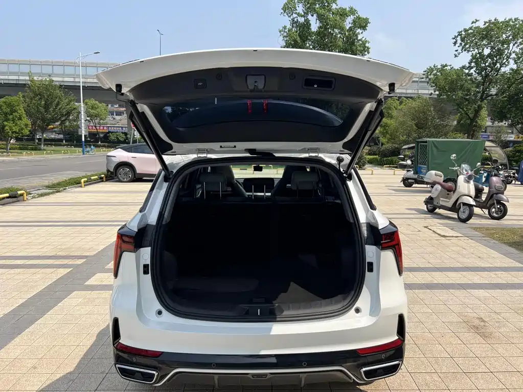 Changan CS75 PLUS 2024 — фото 20