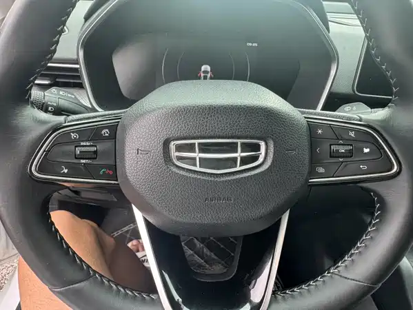 Geely Xingrui 2021