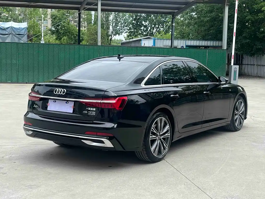 Audi A6L 2023 — фото 6