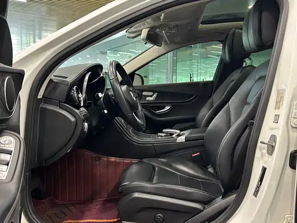 Mercedes-Benz C-Class 2018