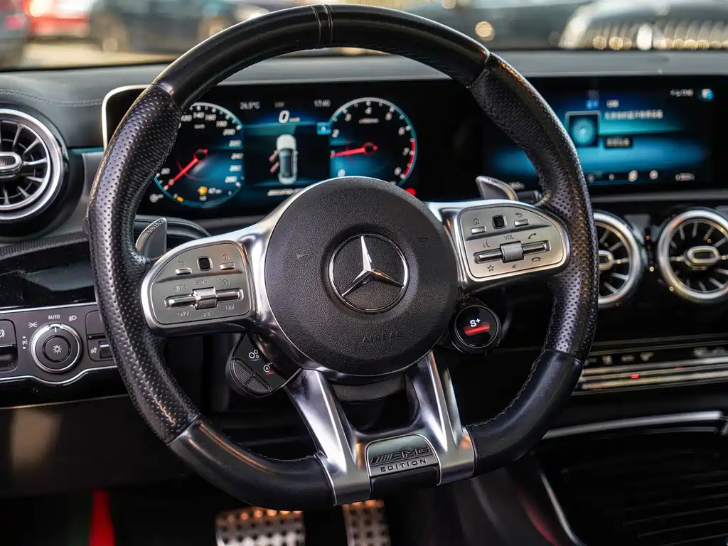 Mercedes-Benz A-Class AMG 2020 — фото 9