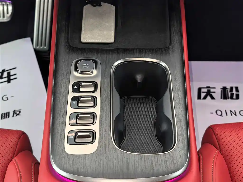 Xiaomi SU7 2025 — фото 21